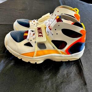 nike air trainer huarache city pride houston